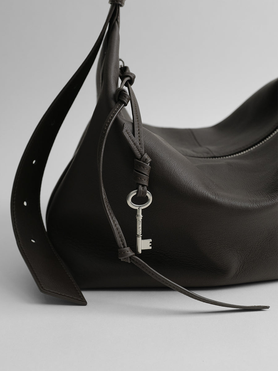 First-layer cowhide hobo bag