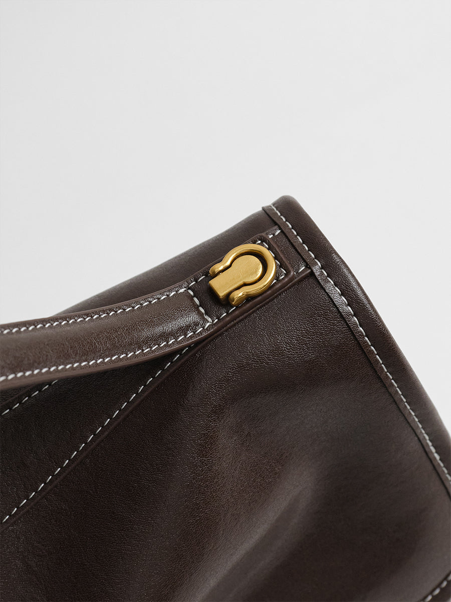 vegetable tanned cowhide messenger bag