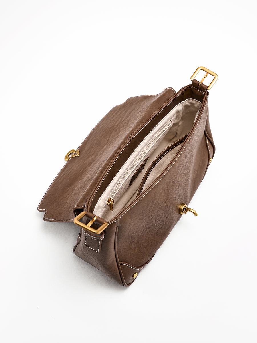 Semi-cooked Cheese-Crossbody Baguette Bag