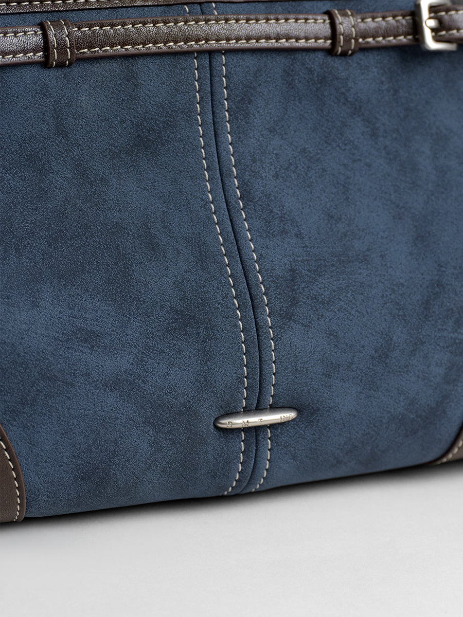 Leather Baguette Single-Shoulder Bag