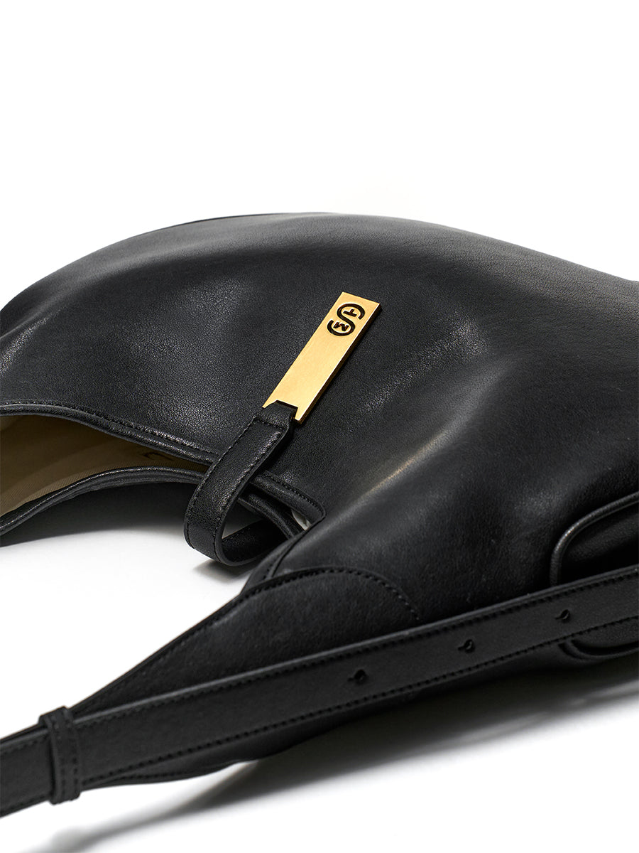 Follow The Wind-Underarm Tote Bag