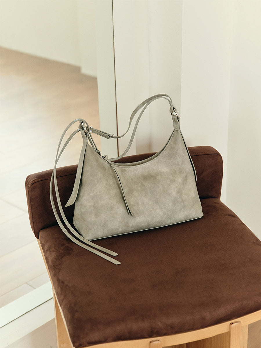 New Tote Bag: Elegant and Sophisticated Luxury