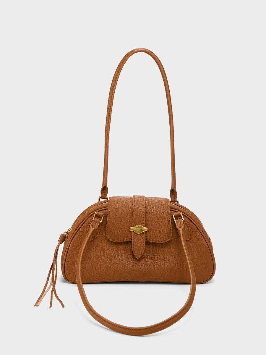 Minimalist chic casual french baguette bag