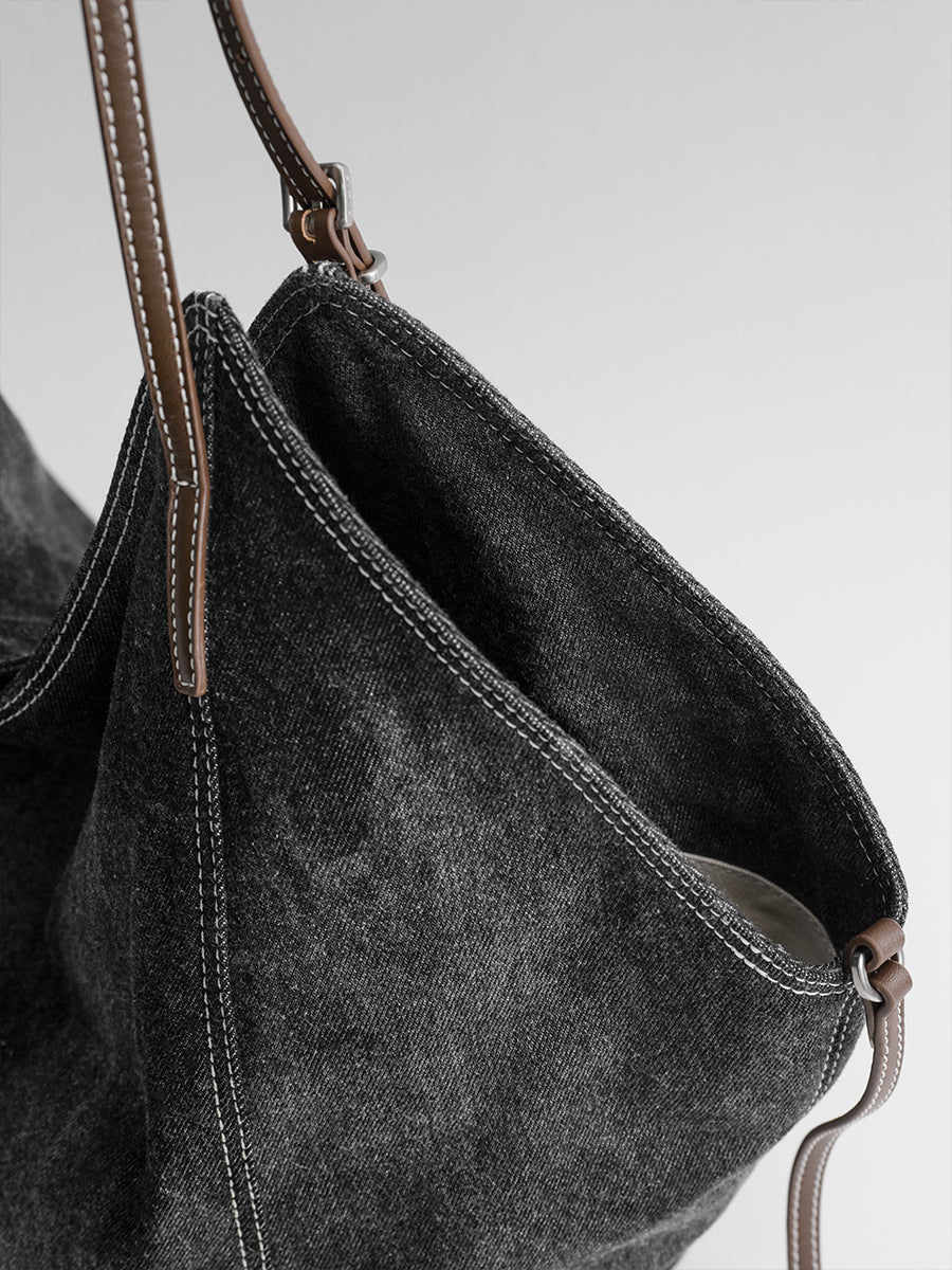 Lazy and Relaxed Large Capacity Tote Bag