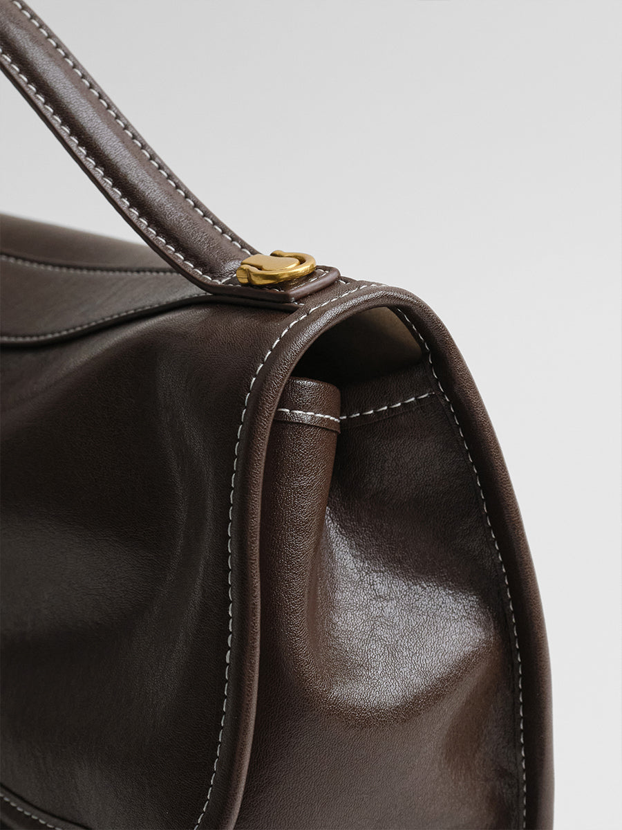 vegetable tanned cowhide messenger bag